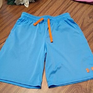 🩳Kids Size Large Under Armour Blue Shorts with Orange Details